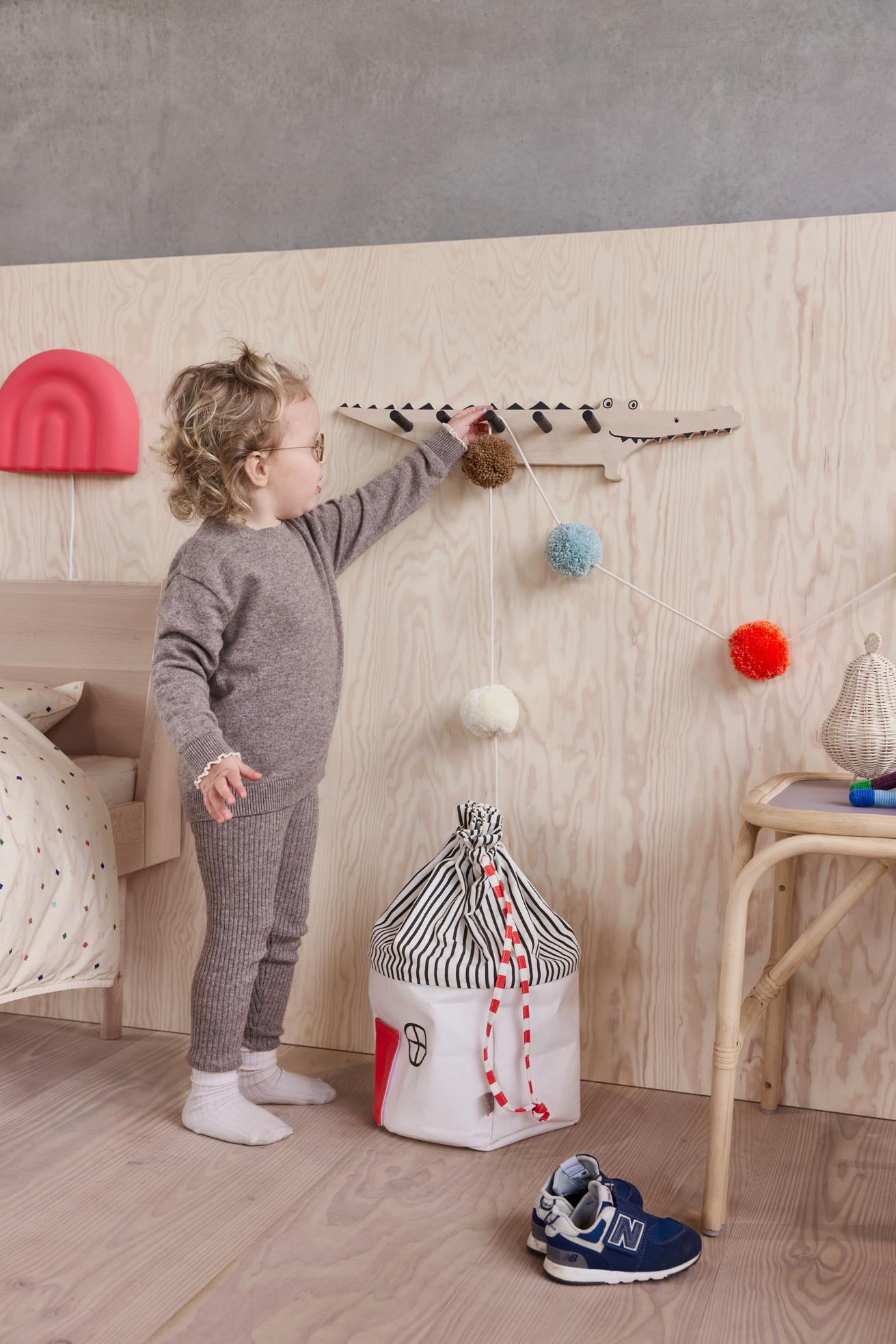 5d7e3e4b228d98f625d592b3dfa3a982