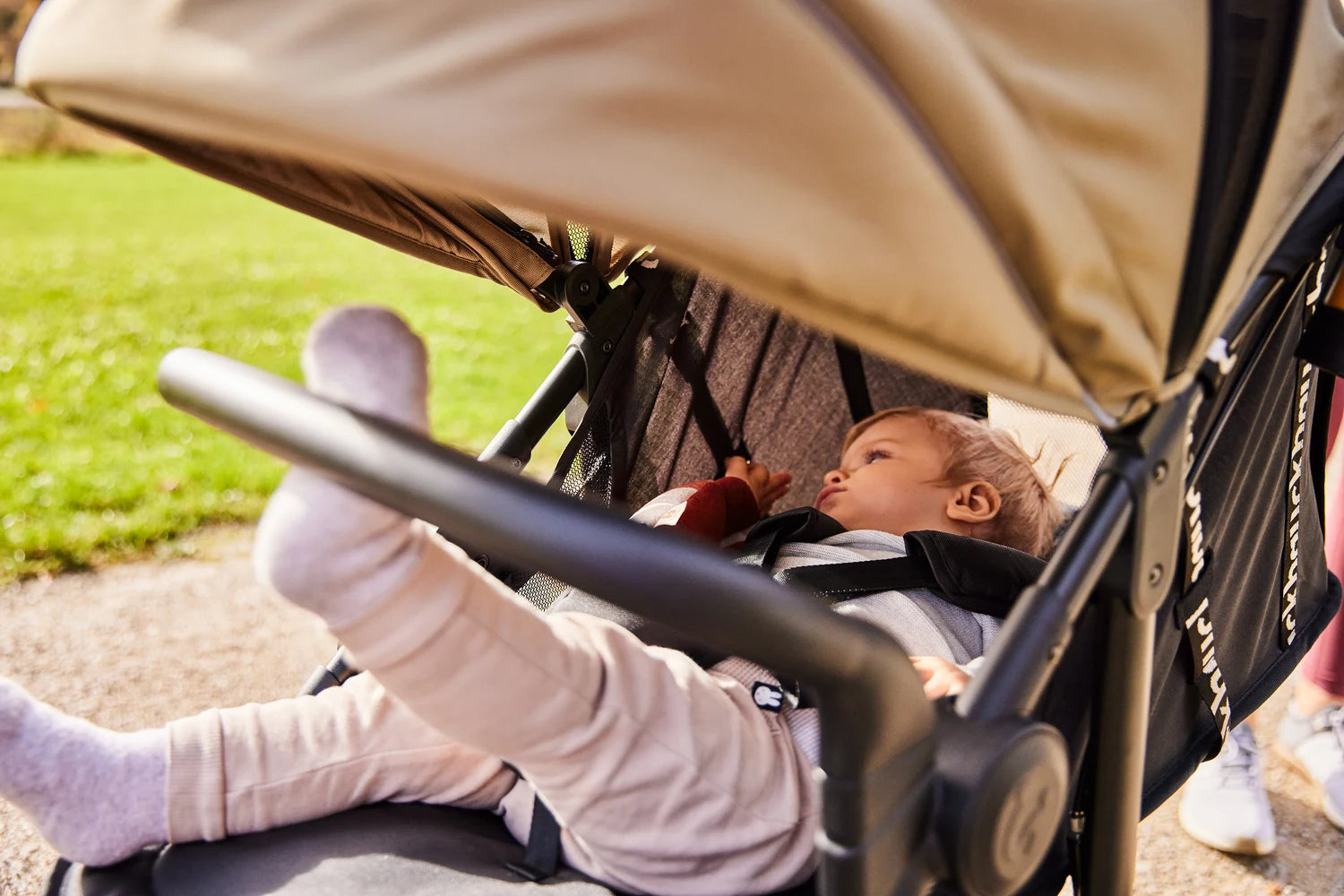 Hauck Runner 3 - wózek biegowy trójkołowy | Olive