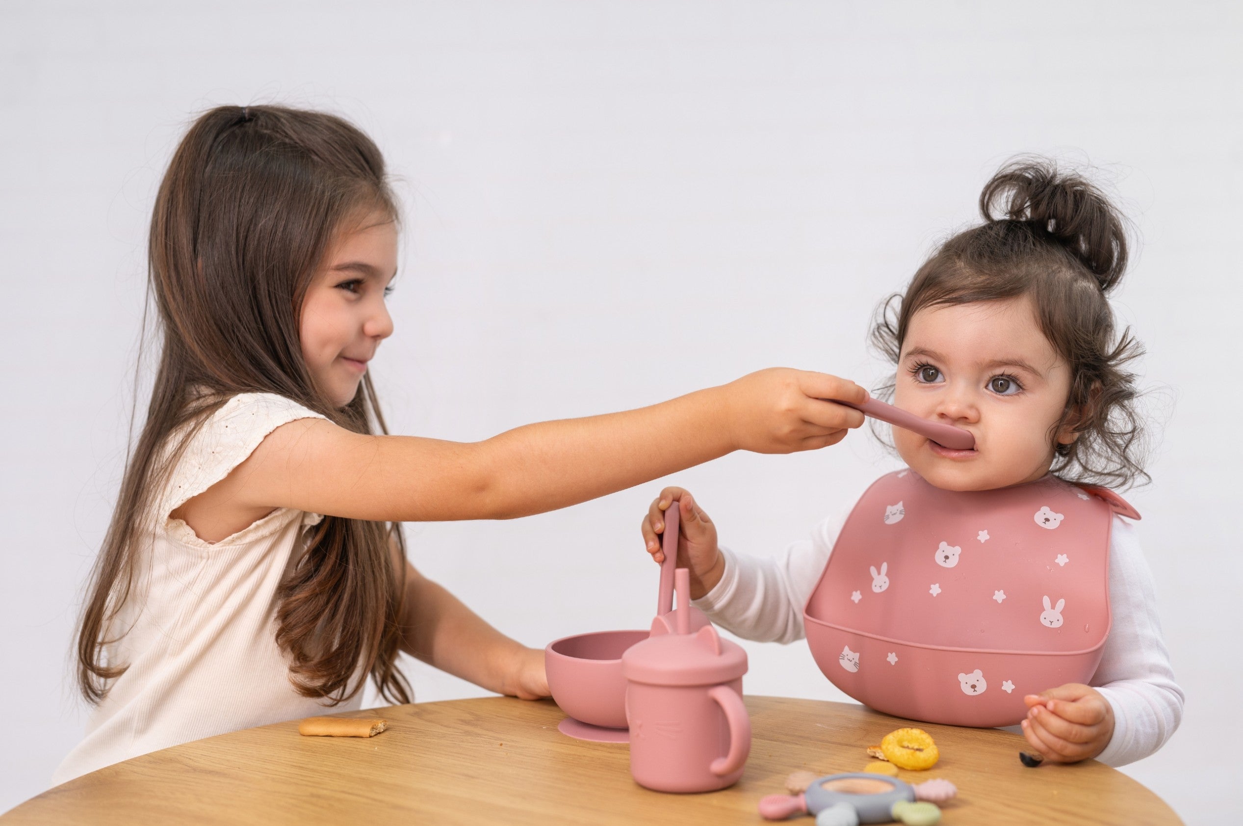 09a43d60b10e46d7412e6d3a27a3ed2a