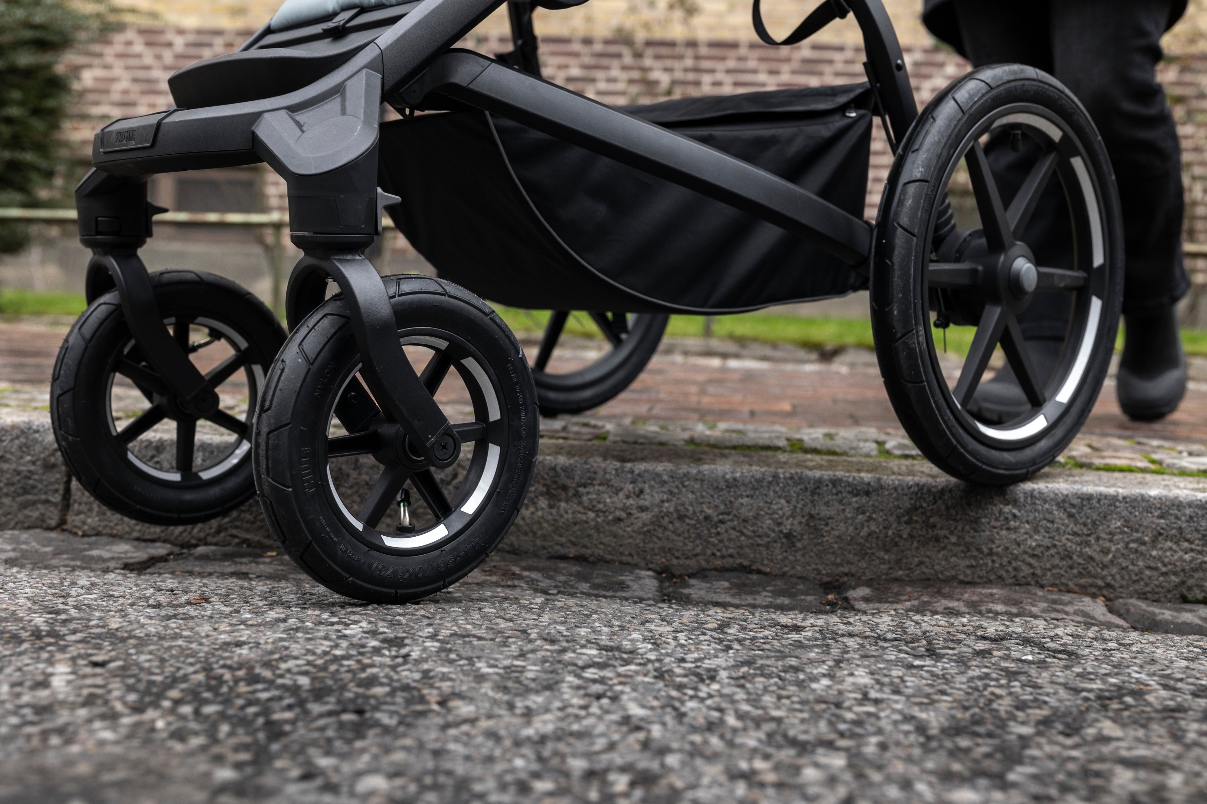Thule Urban Glide 4-wheel wózek na każdy teren Mid blue