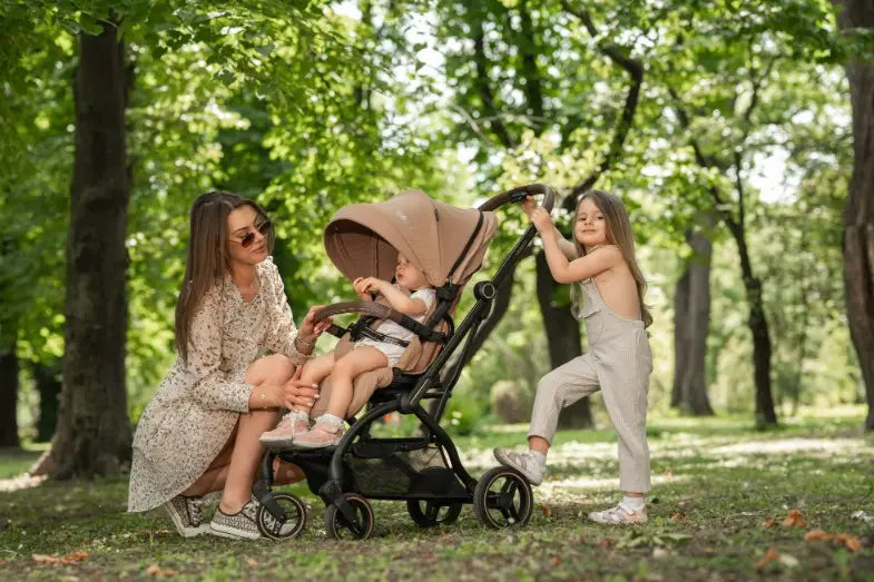 Lorelli Makaya - wózek spacerowy do 22kg obrotowy 360 | Beige