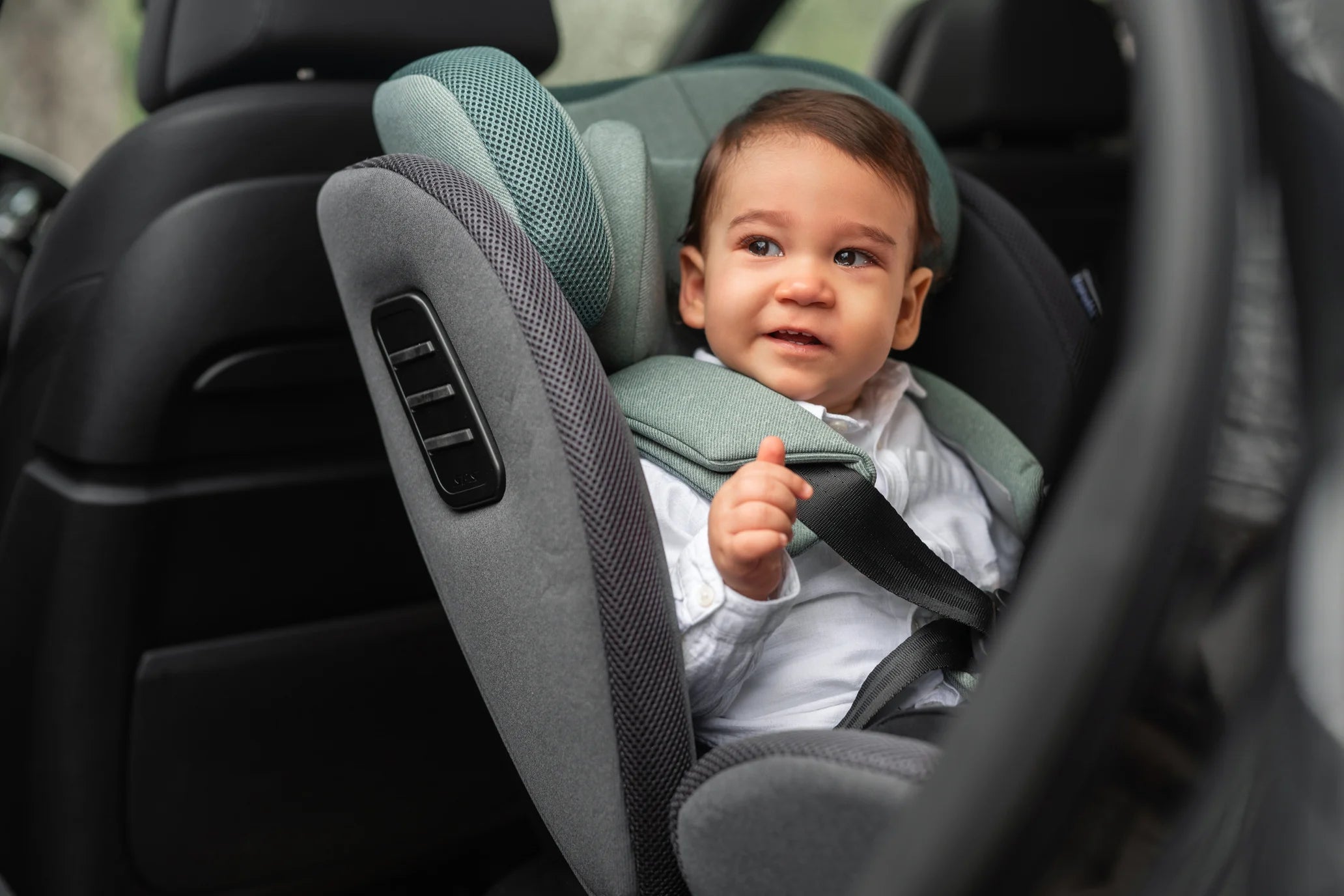 Lorelli Monza - fotelik samochodowy I-Size 40-150cm ISOFIX 360 | Green