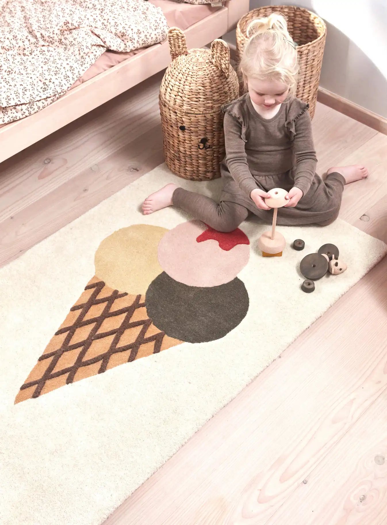 Dywan Lód z Wisienką OYOY Mini