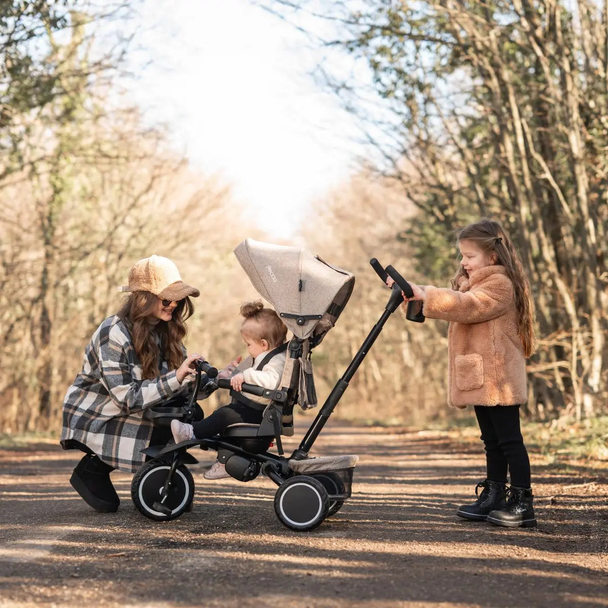 Lorelli Freccia - rowerek trójkołowy 5w1 pchacz składany z funkcją wolnego koła czarny.