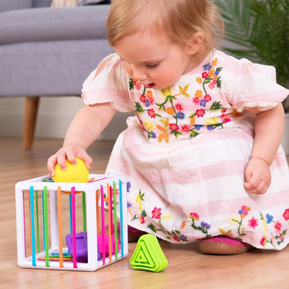 Fat Brain Toys - sorter kostka InnyBin - JasieBasie.pl