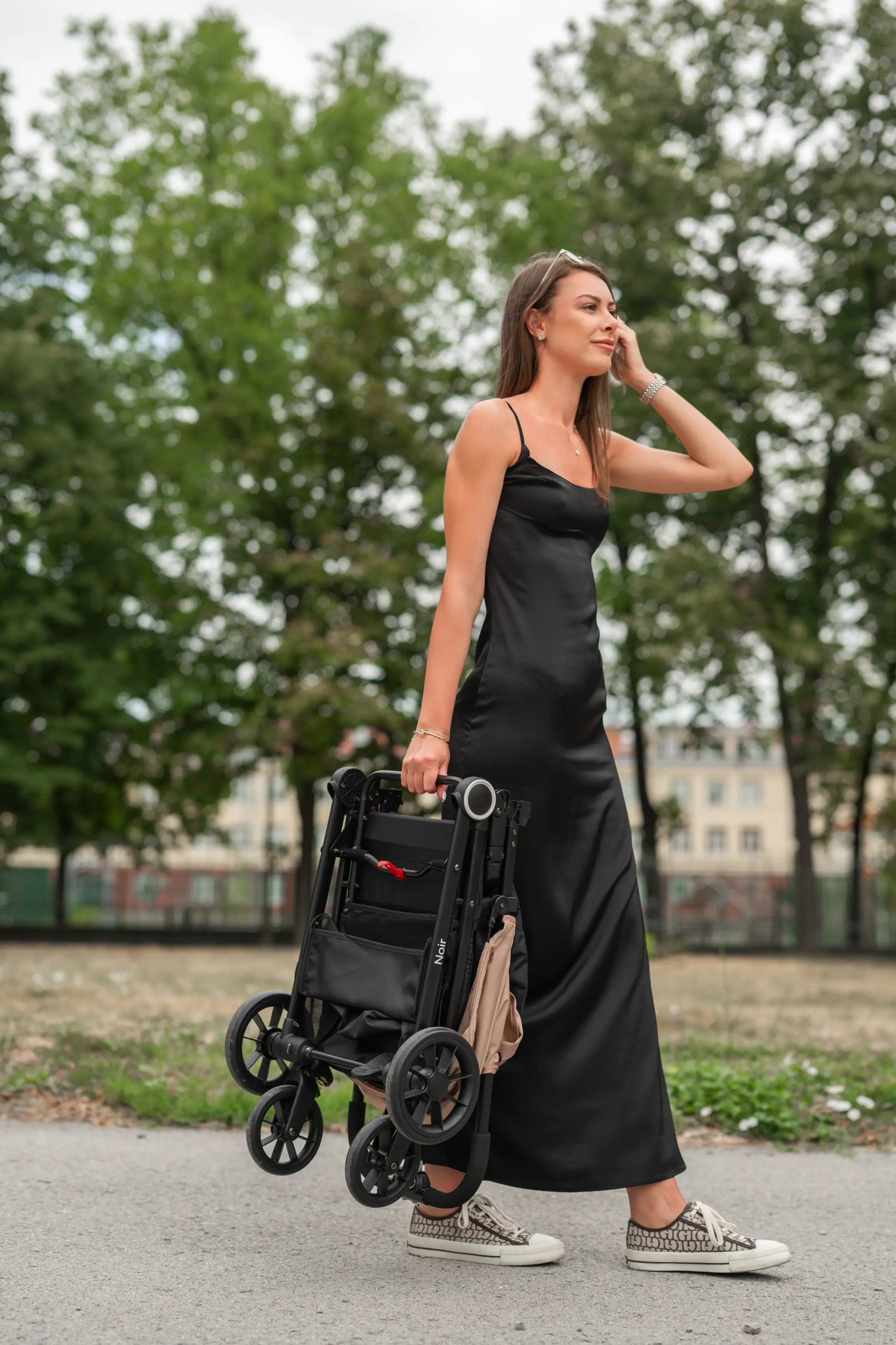 Lorelli Noir - wózek spacerowy do 22kg | Beige