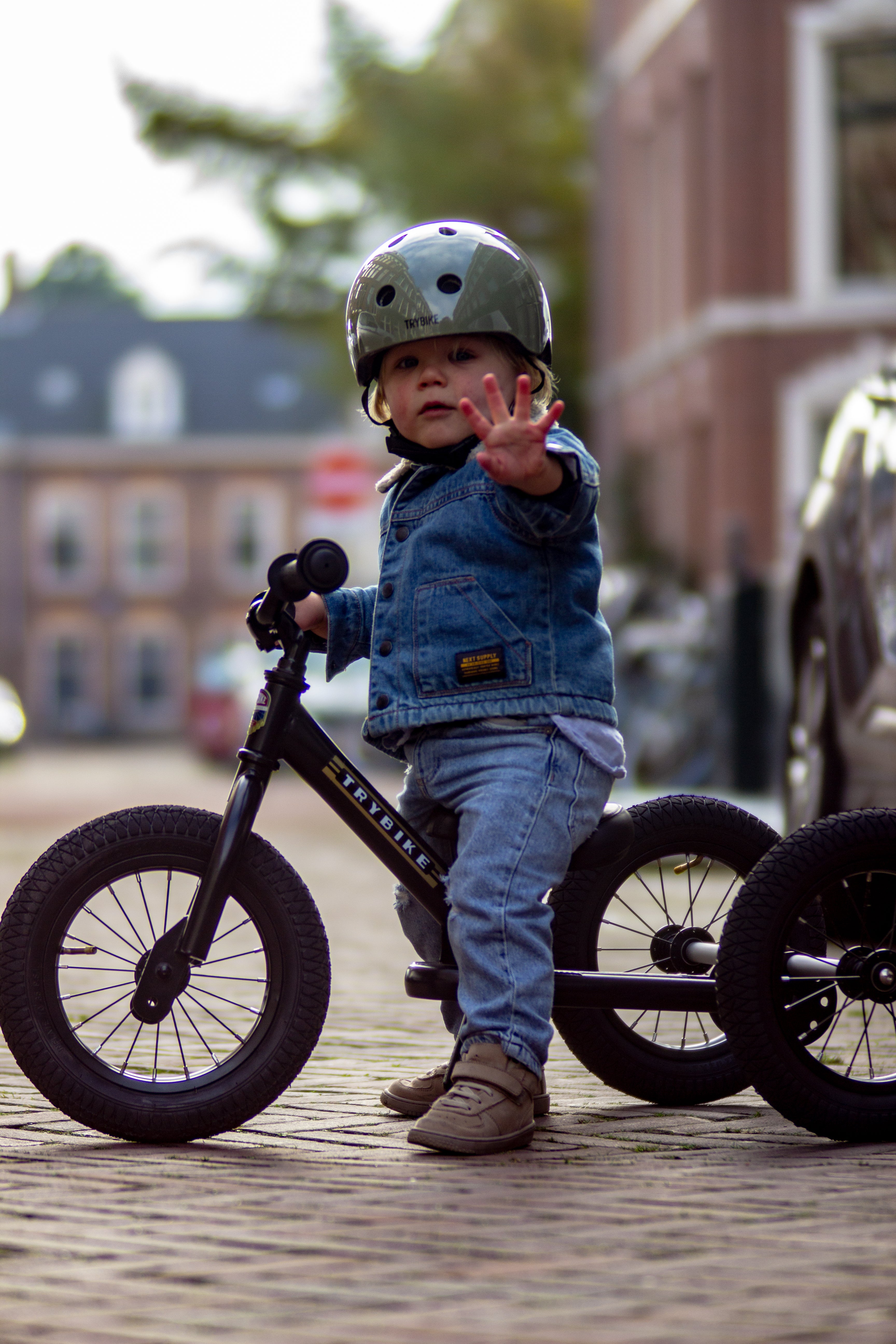Pierwszy rowerek trójkołowy dziecięcy biegowy 2w1 czarny dla dzieci Trybike