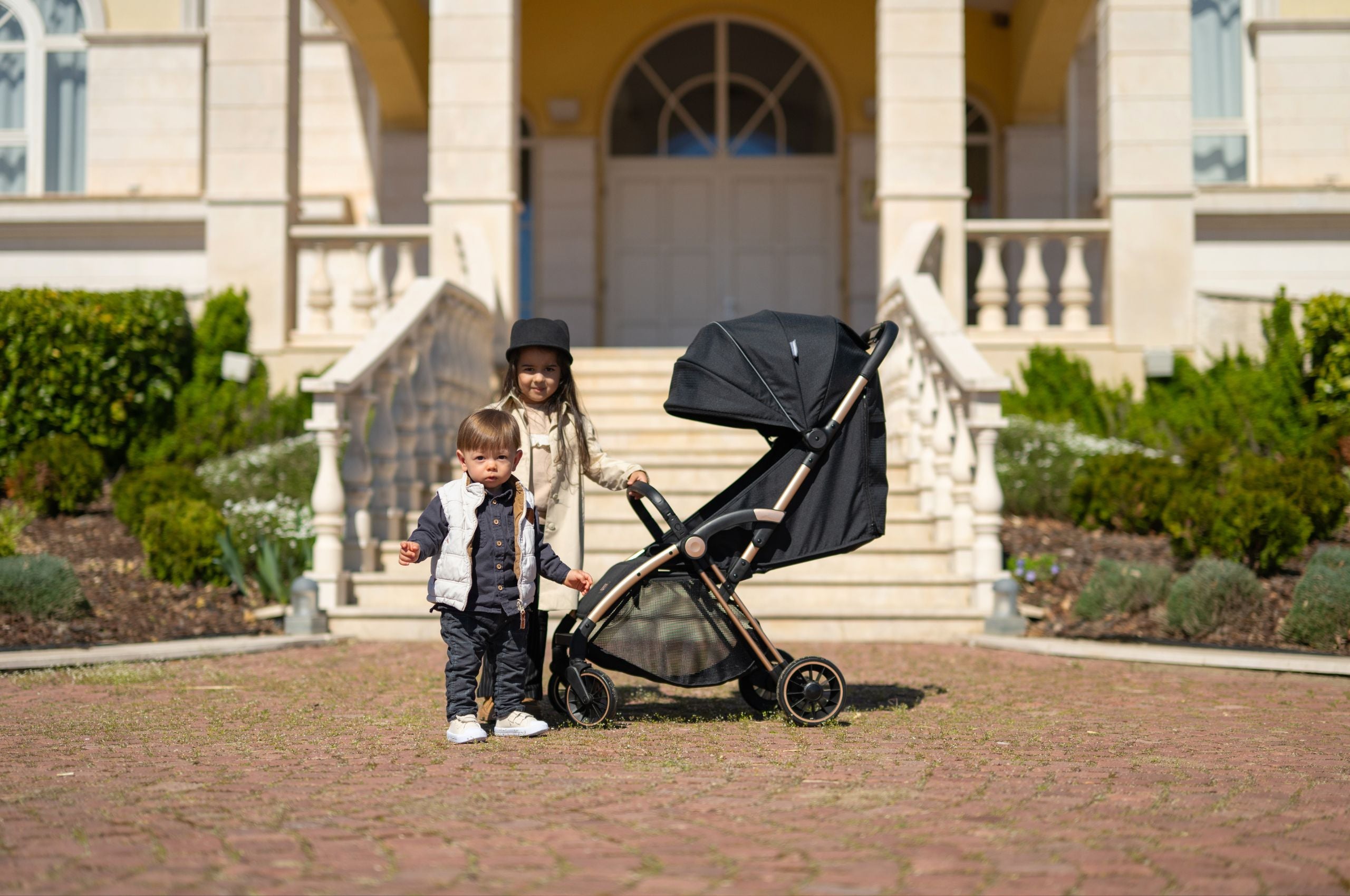 Lorelli Quick - wózek spacerowy autofold do 22kg | Beige