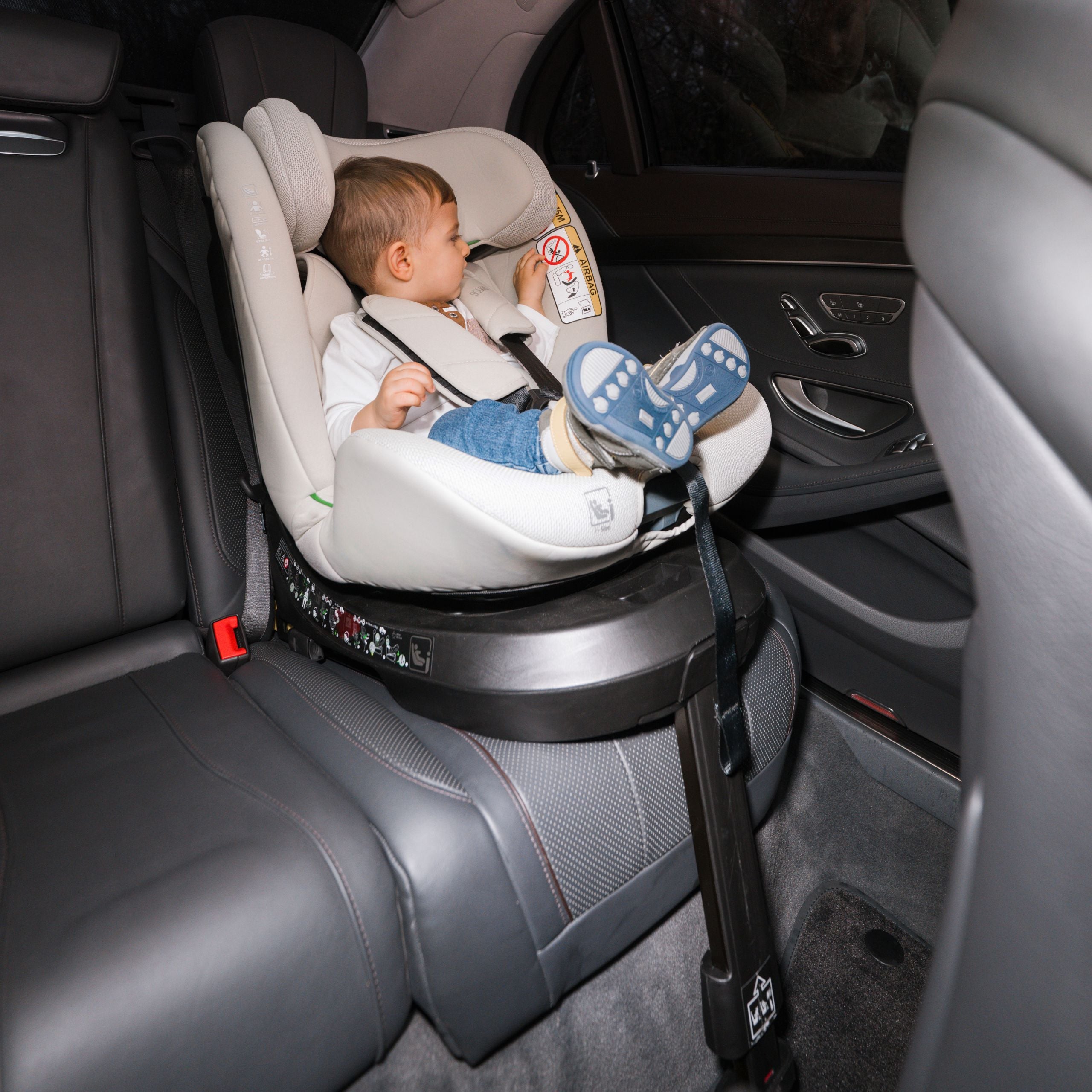 Lorelli Solaris - fotelik i-Size ISOFIX 40-150cm 360 SPS | Beige