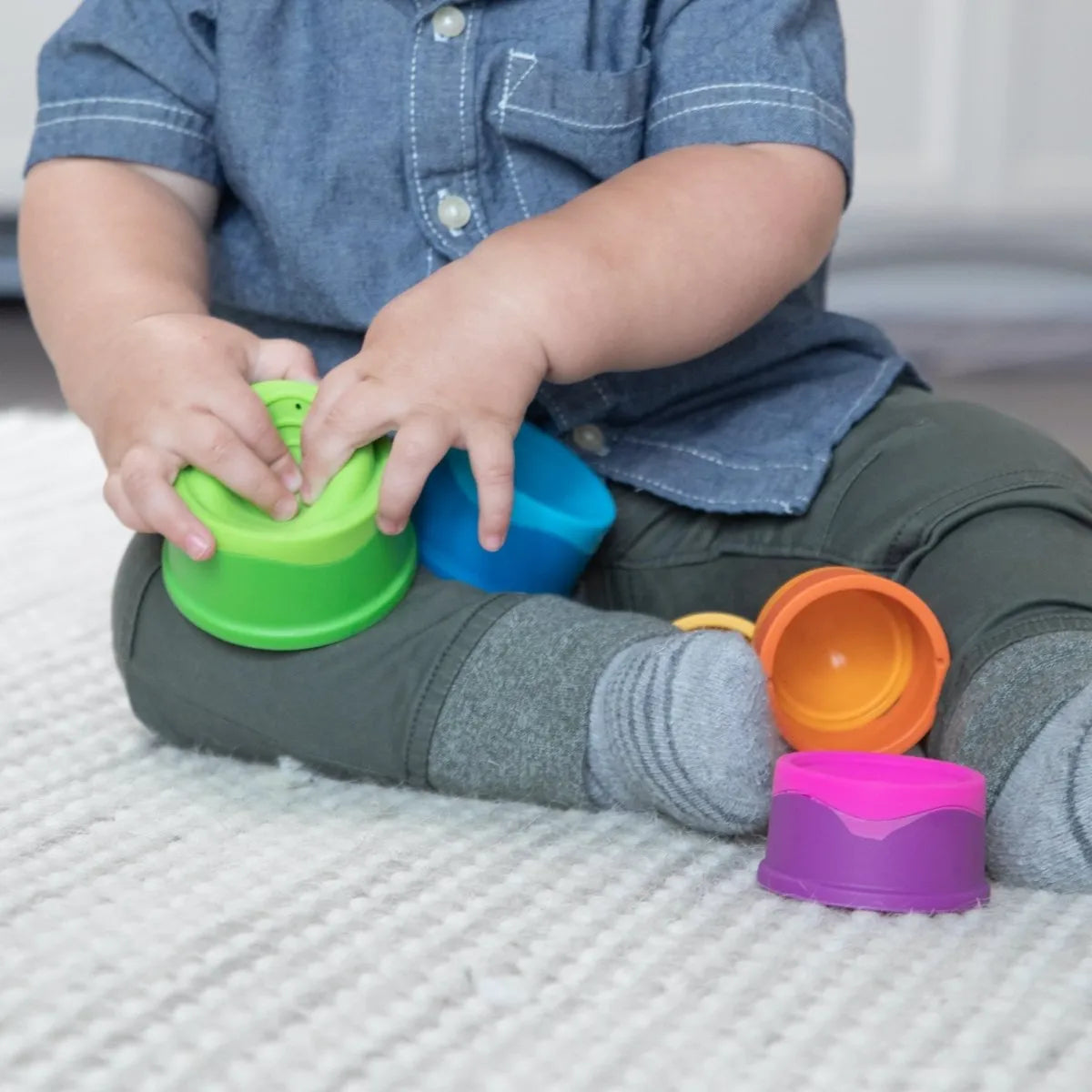 Fat Brain Toys - bąbelki Dimpl Wieża - JasieBasie.pl